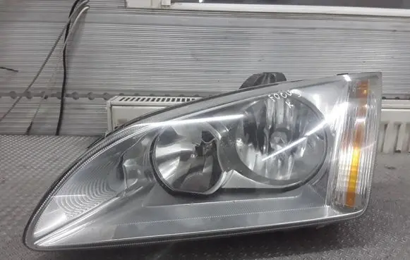 Ford Focus Headlight/headlamp 4M5113W030AF