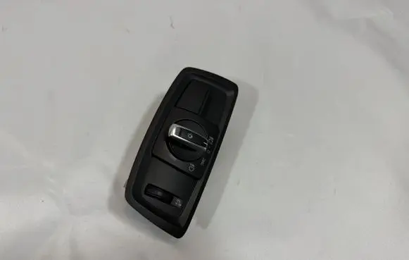 BMW 2 F45 Light switch 6847516