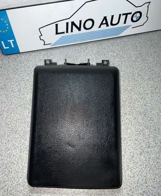BMW 5 E39 Armrest 8196936