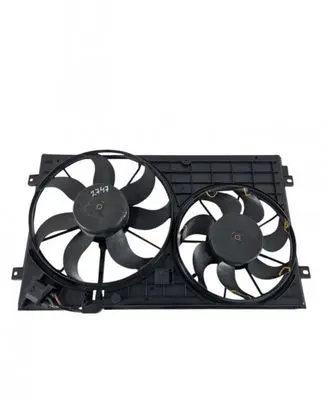Radiator cooling fan shroud