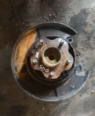 Nissan Qashqai Rear wheel hub