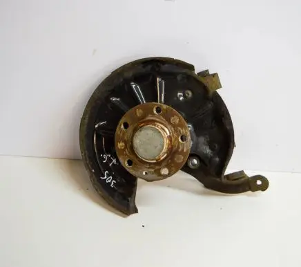 Volkswagen Golf VII Rear wheel hub
