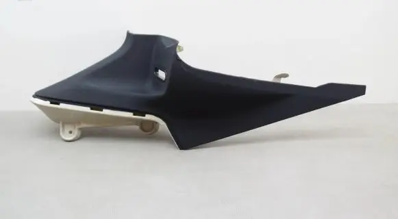 Mercedes-Benz CLS C218 X218 (C) pillar trim A2186900501