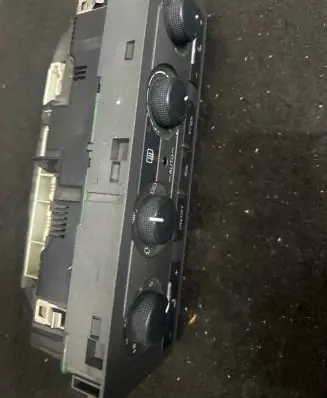 Audi A6 S6 C6 4F Climate control unit 4F1820043G 4F0910043 5HB00883431