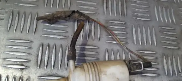 Windscreen/windshield washer pump
