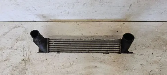 BMW 3 E90 E91 Intercooler radiator 3093796 974072312