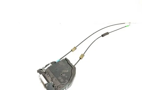 Toyota RAV 4 (XA40) Front door lock A046693 8022407