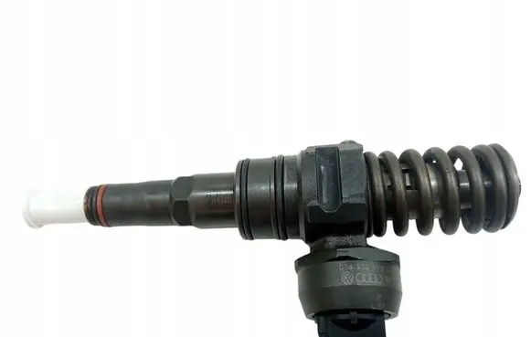 Volkswagen PASSAT B5.5 038130073BA