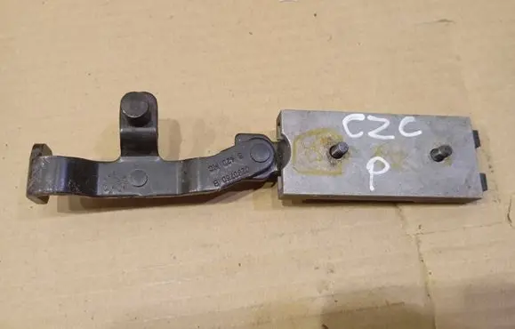Mitsubishi Colt CZ3 Convertible roof lock/latch 