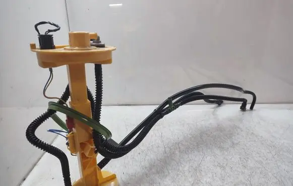BMW X5 E70 Fuel level sensor 7494926