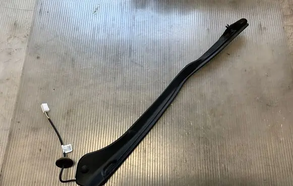 Hyundai Santa Fe Tailgate sensor 831402W600