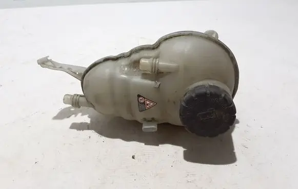 Mercedes-Benz GLE W167 Coolant expansion tank/reservoir A1675009900
