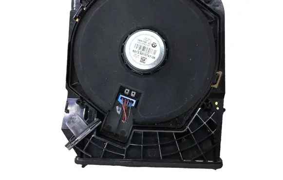 BMW 3 F30 F35 F31 Subwoofer speaker 9210147 18620010 430407861871