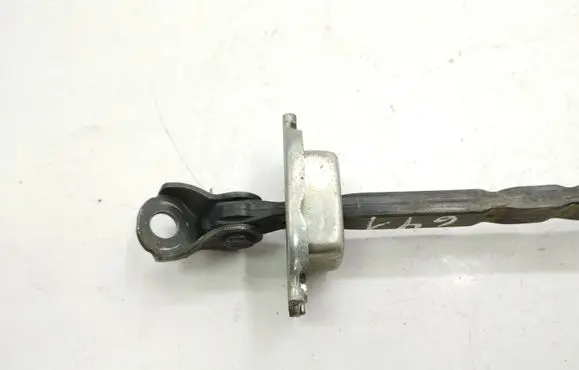 Honda CR-V Rear door check strap stopper