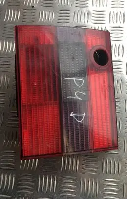 Volkswagen PASSAT B4 Rear/tail lights 3a9945108c