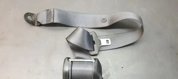 Fiat Croma Middle seatbelt (rear) 