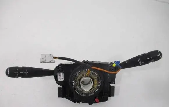 Wiper turn signal indicator stalk/switch