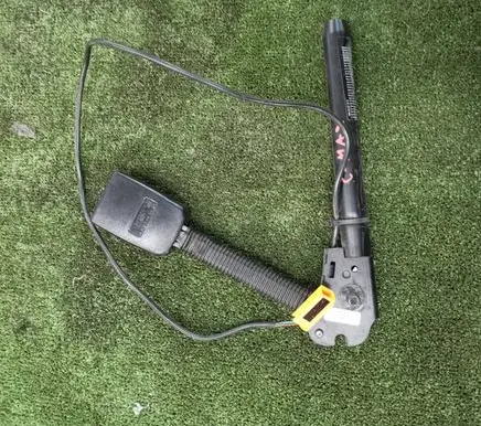Ford C-MAX I Front seatbelt buckle 3M51R61208AD