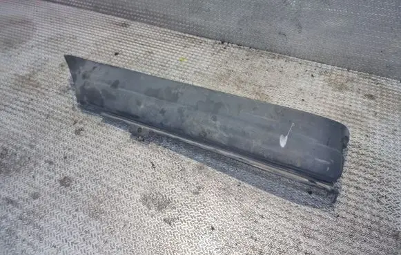 Rear bumper corner part panel trim