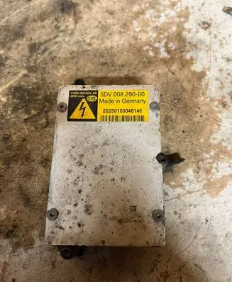 Mercedes-Benz E W211 Headlight ballast module Xenon 5DV00829000