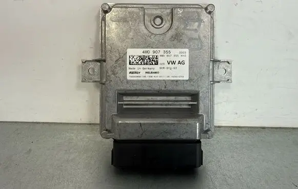 Audi Q7 4M Adblue control unit 4M0907355