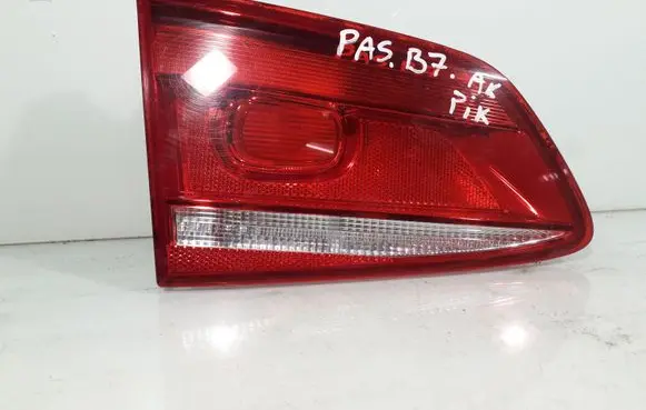 Volkswagen PASSAT B7 Tailgate rear/tail lights 3AF945093K