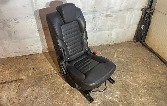 Renault Espace V (RFC) Rear seat 