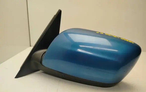 KIA Venga Front door electric wing mirror 