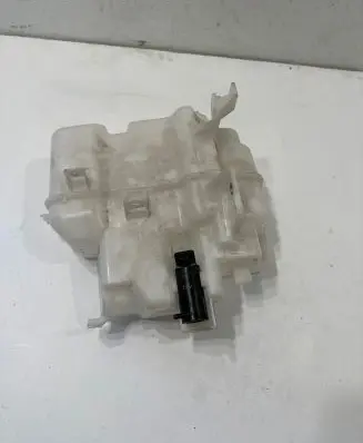 Mazda 3 III Windshield washer fluid reservoir/tank GHP967481A