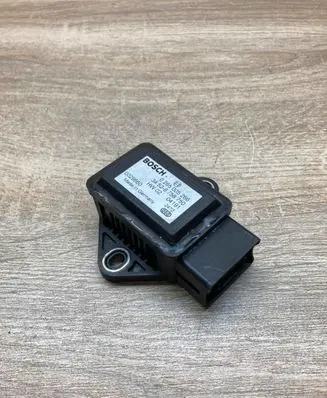 BMW 5 E60 E61 ESP acceleration yaw rate sensor 6758750 0265005266 2472