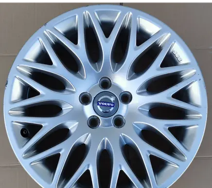 Volvo S60 R18 alloy rim 30664590