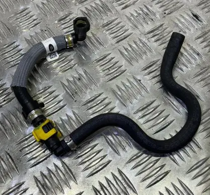 Land Rover Range Rover Velar Fuel return line/hose M4D39B337CA XCR80 21046