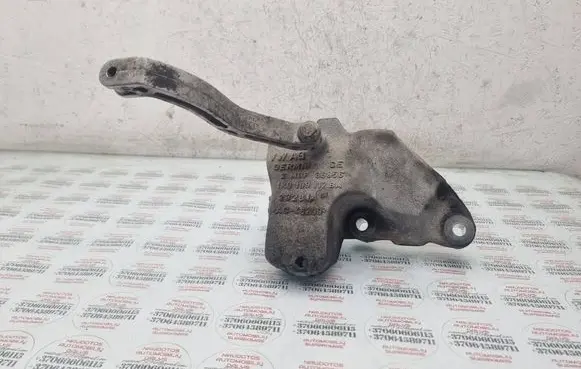 Volkswagen Touran I Gearbox mounting bracket 1K0199117BM