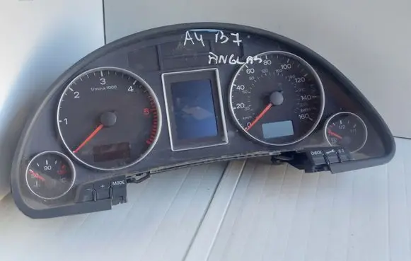 Audi A4 S4 B7 8E 8H Speedometer (instrument cluster) 8E0920951B