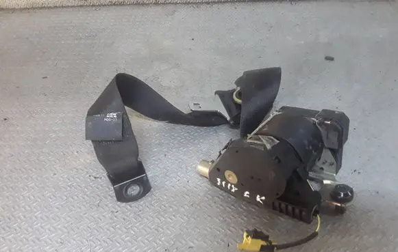 Mercedes-Benz ML W163 Rear seatbelt A1638601985