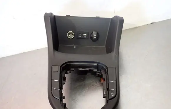 Hyundai i30 Center console 