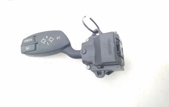 BMW 5 E60 E61 Indicator stalk 6924103