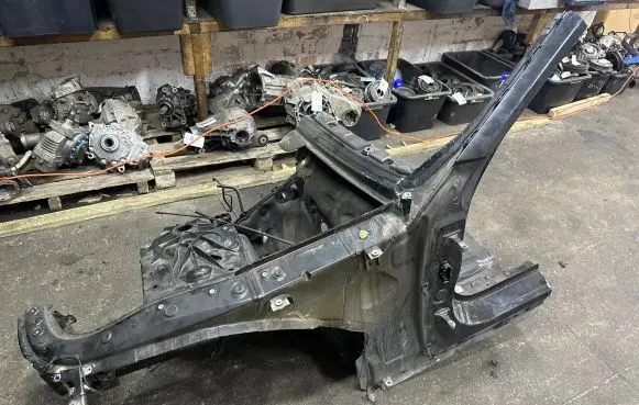 Front quarter panel