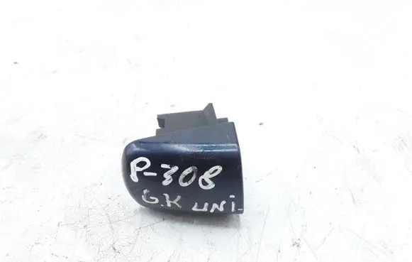 Peugeot 308 Rear door handle cover 96816439