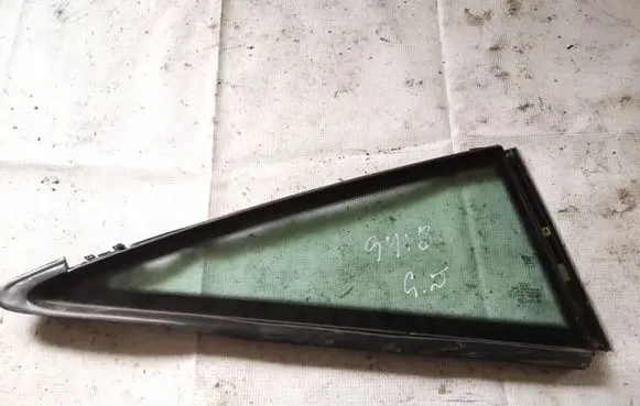 Audi TT TTS Mk2 Rear side window as2