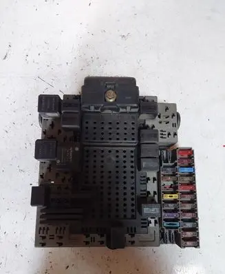 Volvo S80 Fuse box set 8688153 02W082 8645729