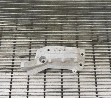 Seat Ibiza III (6L) Engine mounting bracket 036199275AB