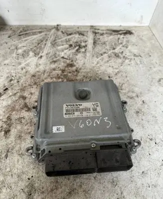 Volvo V60 Engine control unit/module P31303388