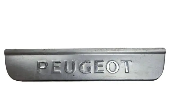 Peugeot 307 Rear sill trim cover