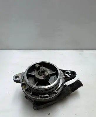 BMW 5 E39 Vacuum pump 2249939