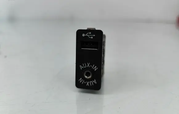 USB socket connector