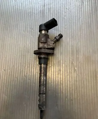Ford Kuga I Fuel injector 9657144580 HE2641394