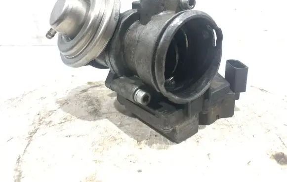 Skoda Roomster (5J) Throttle valve 045128063g