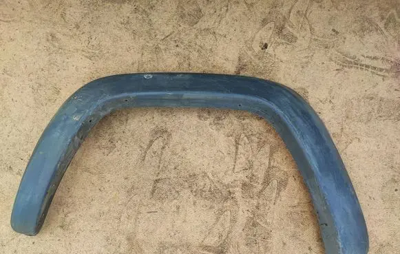 Jeep Liberty Fender trim (molding) 