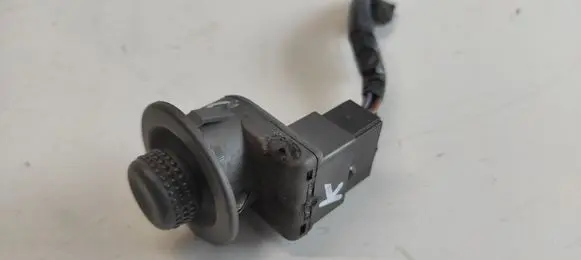 Renault Scenic I Wing mirror switch 770432971C